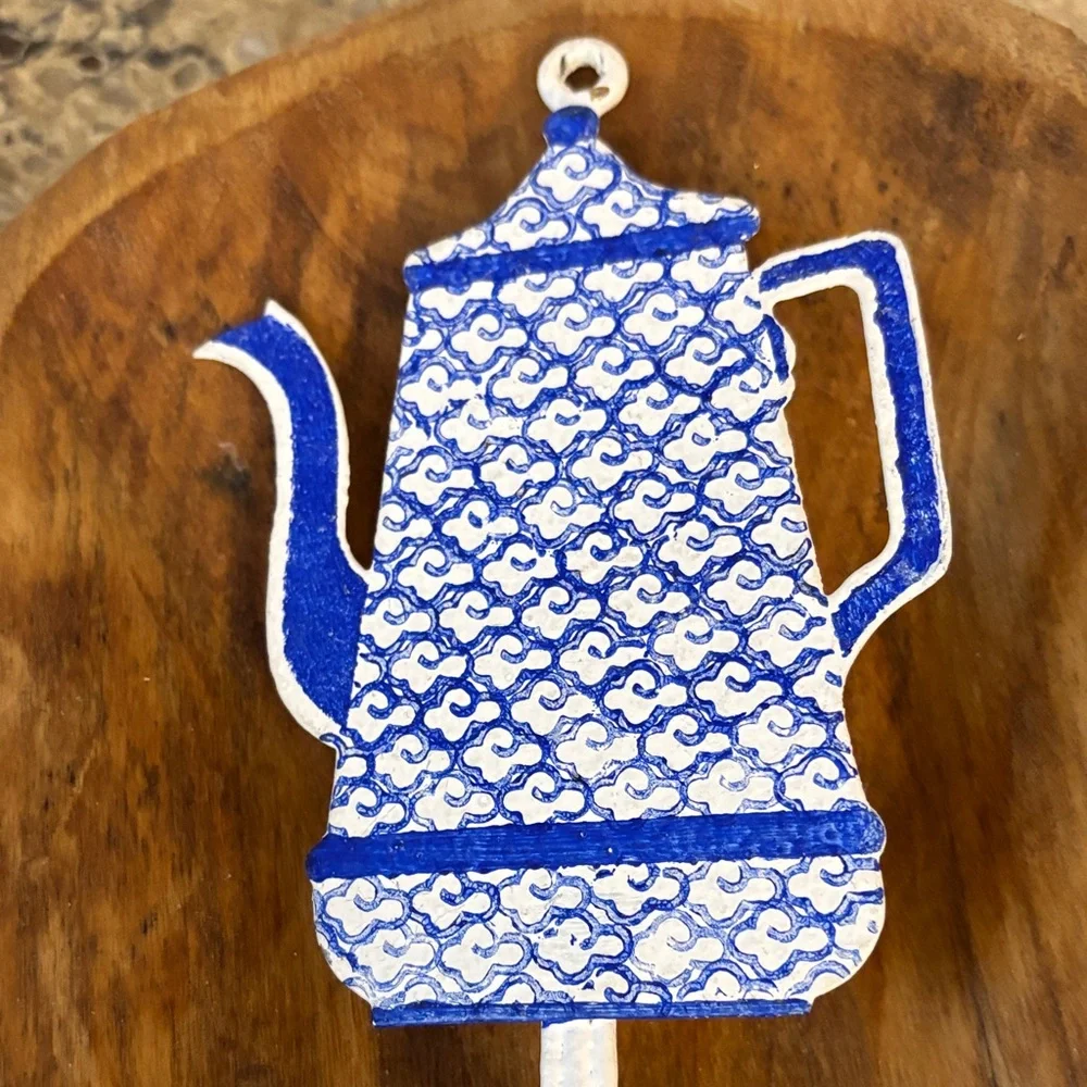 Blue and White Teapot/ Coffeepot  Decorative Metal Kitchen Wall Hooks